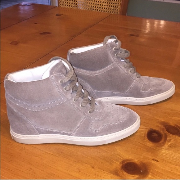 Common Projects Sneakers - Picture 3 of 16